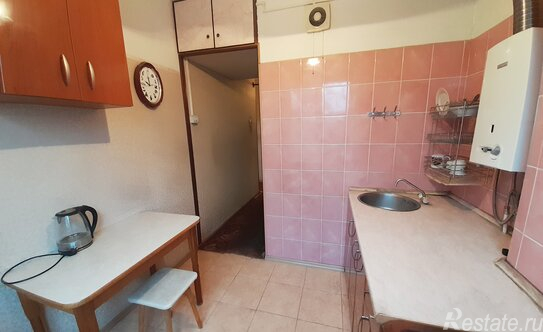 Продажа 3-комн квартиры на вторичном рынке Щелково г, Комарова ул,  д. 8