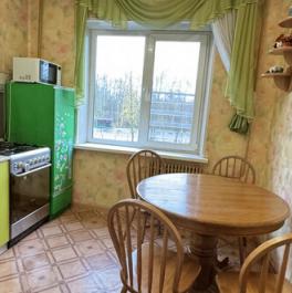 Продажа 2-комн квартиры на вторичном рынке Орехово-Зуевский городской округ, Коммунистическая улица,  д. 36