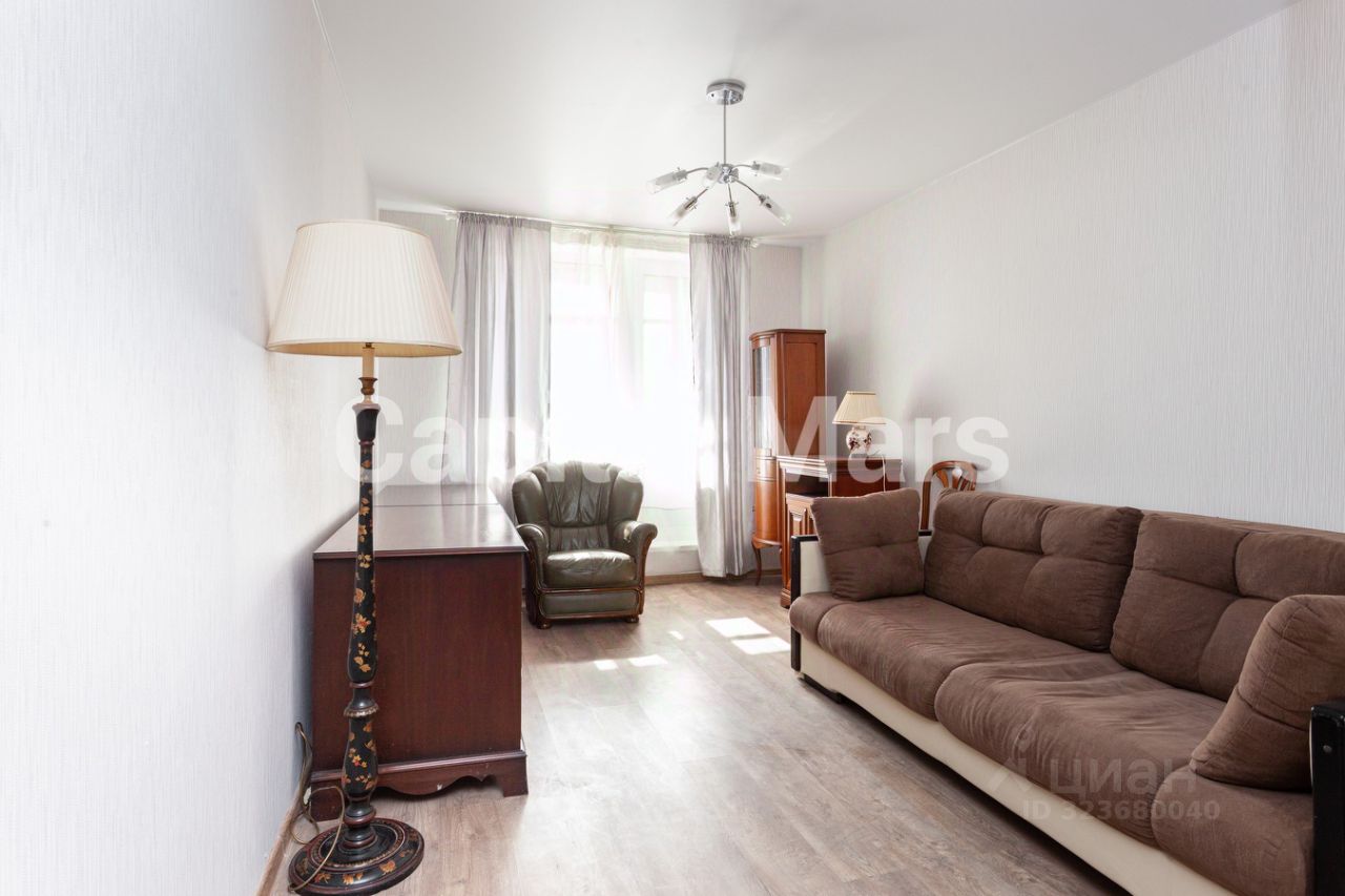 Аренда 3-комн квартиры на вторичном рынке улица Народного Ополчения, 28К2