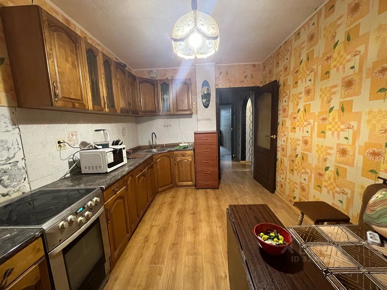 Продажа 2-комн квартиры на вторичном рынке Лобня, улица Чехова, 12