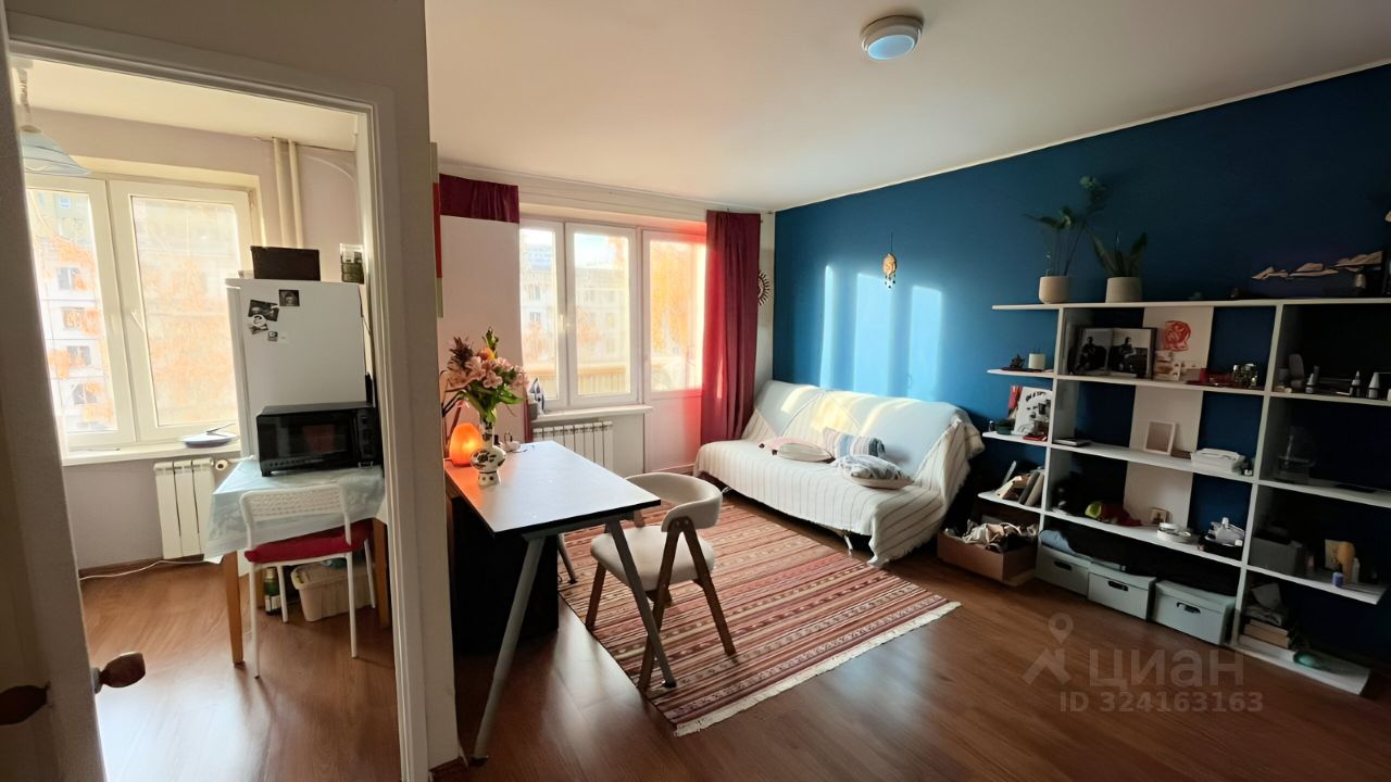 Аренда 1-комн квартиры на вторичном рынке Судостроительная улица,  д. 9