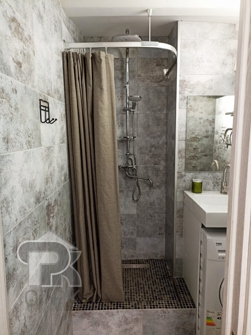 Продажа 1-комн квартиры на вторичном рынке Большая Серпуховская улица, 31к2