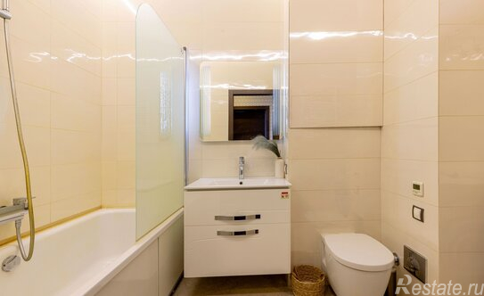 Продажа 2-комн квартиры на вторичном рынке Обуховской обороны пр-кт,  д. 110 к1