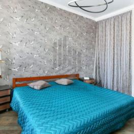 Продажа 4-комн квартиры на вторичном рынке ул Мира,  д. 3