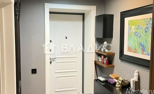 Продажа 2-комн квартиры на вторичном рынке Владимирская 1-я ул,  д. 22 к1