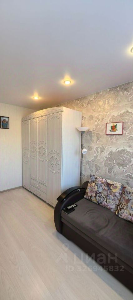 Продажа 2-комн квартиры на вторичном рынке Коммунар г., улица Школьная, 22