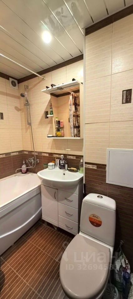 Продажа 2-комн квартиры на вторичном рынке Коммунар г., улица Школьная, 22