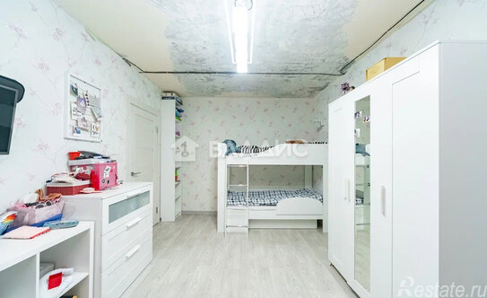 Продажа 2-комн квартиры на вторичном рынке ул Пионерстроя,  д. 6