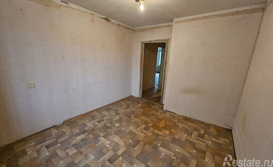 Продажа 2-комн квартиры на вторичном рынке Кириши, Волховская наб,  д. 38