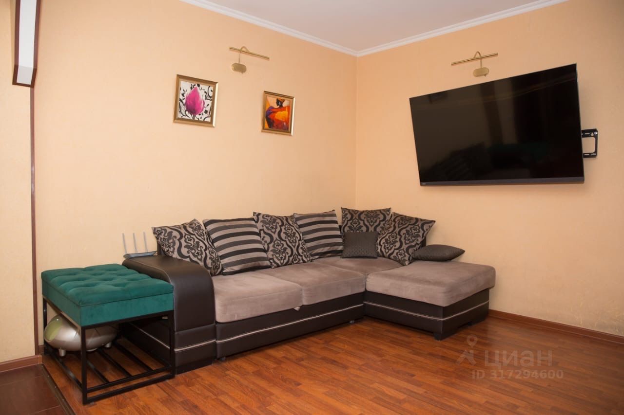 Продажа 2-комн квартиры на вторичном рынке Звездный бульвар, 16/2