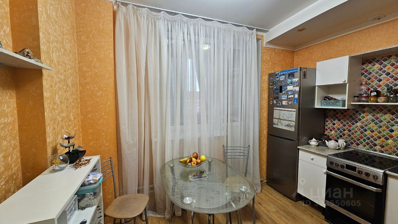 Продажа 1-комн квартиры на вторичном рынке Октябрьский пгт, улица Спортивная, 2