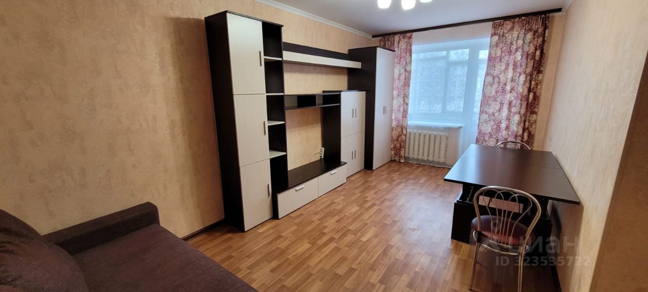 Аренда 2-комн квартиры на вторичном рынке Домодедово, площадь Гагарина, 7/7