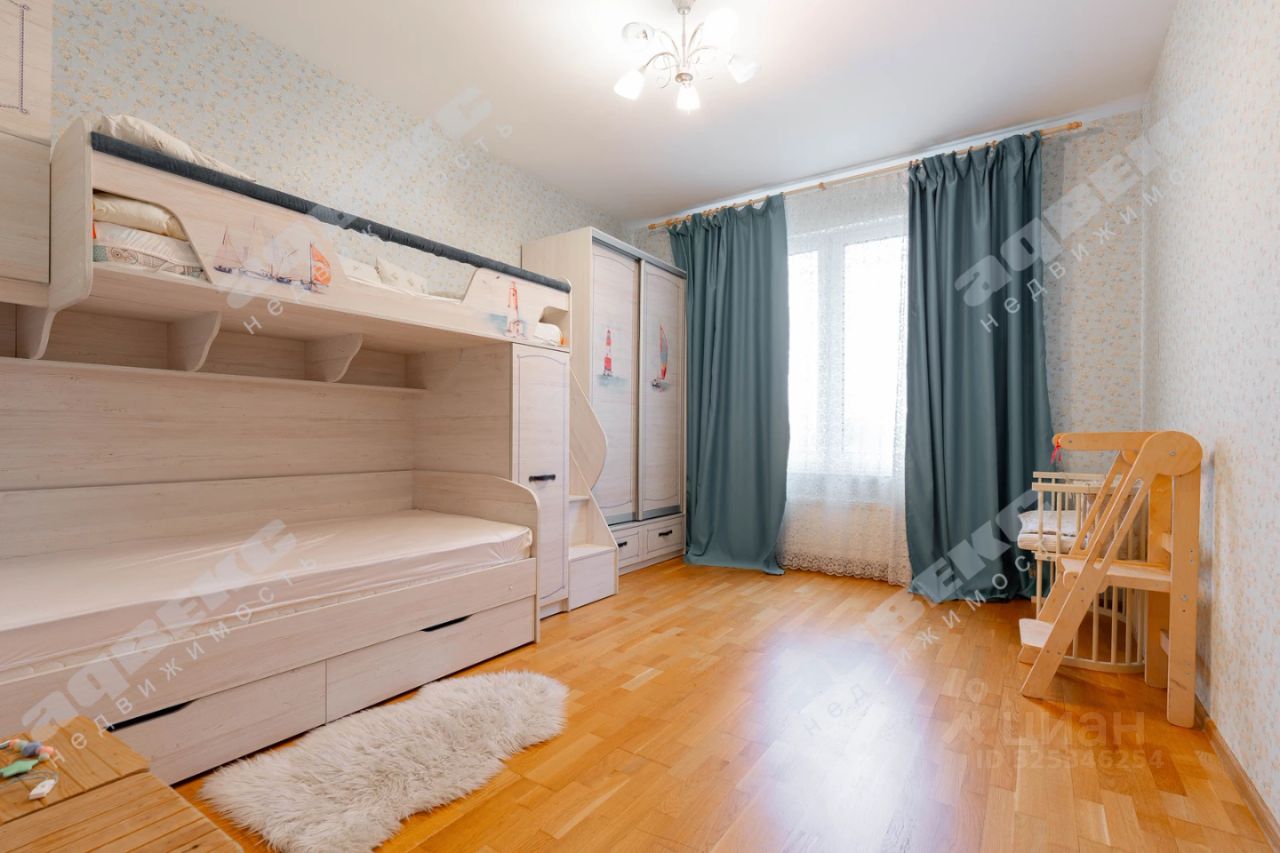 Продажа 3-комн квартиры на вторичном рынке Южное шоссе, 57к2
