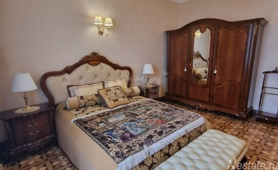 Продажа 5-комн квартиры на вторичном рынке ул Студенческая,  д. 32