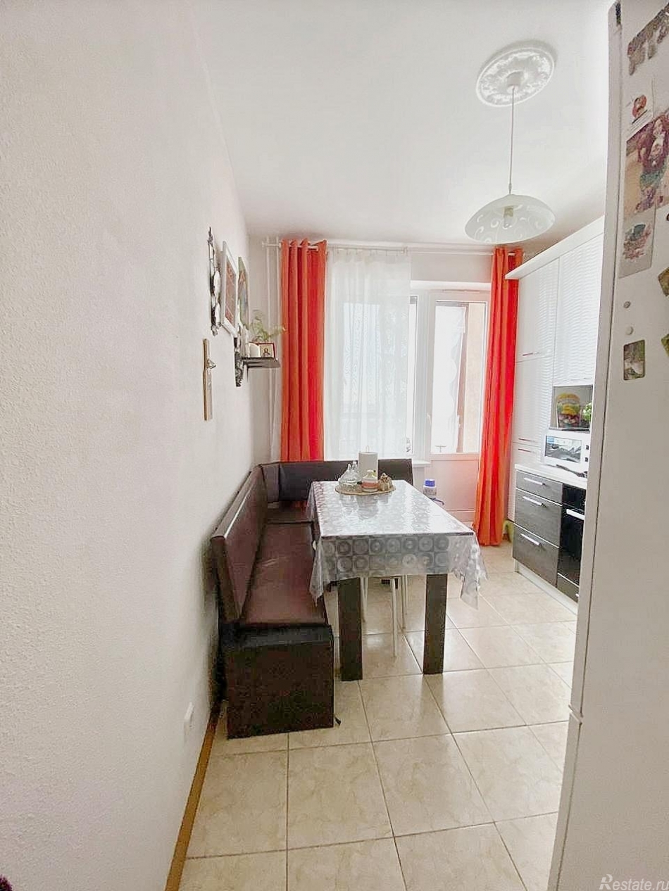 Продажа 1-комн квартиры на вторичном рынке флотская,  д. 7