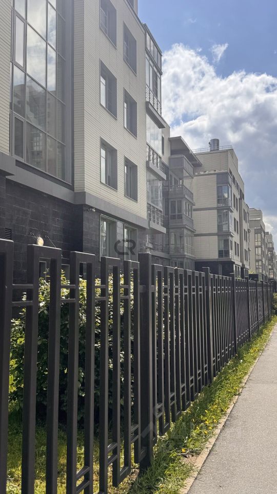 Продажа 4-комн квартиры на вторичном рынке улица Катерников, 10к1