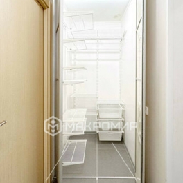 Продажа 3-комн квартиры на вторичном рынке ул Долгоозёрная,  д. 11