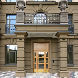 Продажа 3-комн квартиры на вторичном рынке ул Ротмистрова,  д. 2,  к. 3