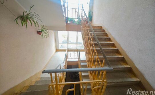 Продажа 3-комн квартиры на вторичном рынке Красносельское шоссе,  д. 12 к2