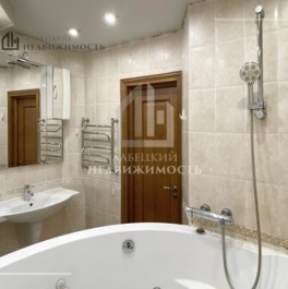 Продажа 3-комн квартиры на вторичном рынке ул Пионерстроя,  д. 21,  к. 1