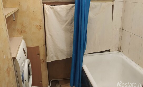 Продажа 2-комн квартиры на вторичном рынке 15-я линия,  д. 34