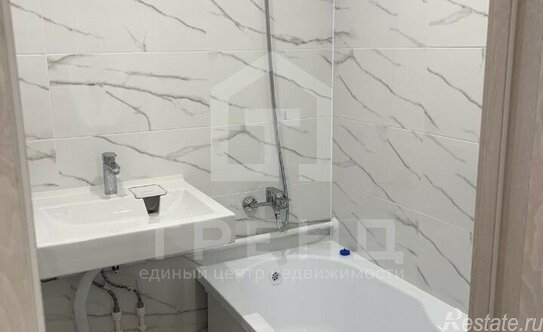 Продажа 2-комн квартиры на вторичном рынке Новоизмайловский проспект,  д. 17