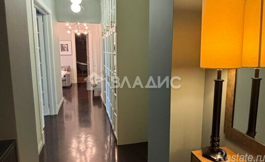 Продажа 2-комн квартиры на вторичном рынке Фрунзенская 3-я ул,  д. 9