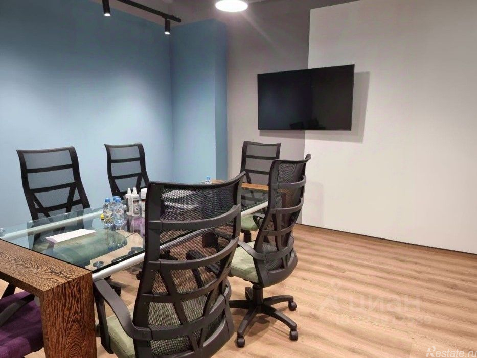 Аренда отдельного здания Садовая-Кудринская улица,  д. 1