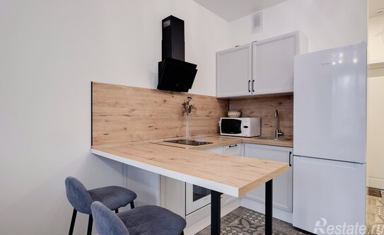 Продажа 2-комн квартиры на вторичном рынке ул Лобановский Лес,  д. 9