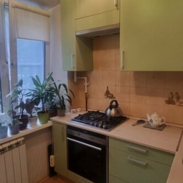 Продажа 2-комн квартиры на вторичном рынке Колпино г, Павловская ул,  д. 70