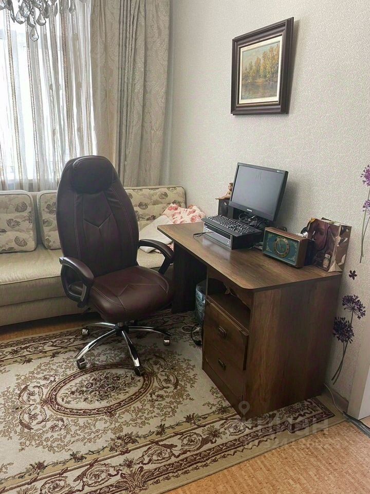 Продажа 3-комн квартиры на вторичном рынке улица Дмитрия Ульянова, 18К1