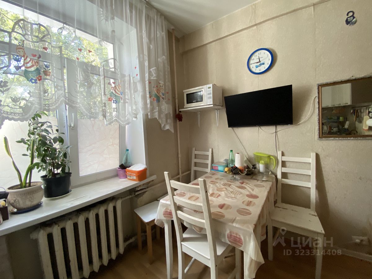 Продажа 2-комн квартиры на вторичном рынке улица Боженко, 10К1