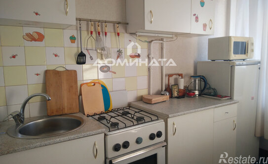 Аренда 1-комн квартиры на вторичном рынке Апрельская улица,  д. 3