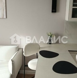 Продажа 1-комн квартиры на вторичном рынке Краснозаводск г, Театральная ул,  д. 16