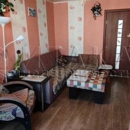 Продажа 4-комн квартиры на вторичном рынке Приозерск, ул Калинина,  д. 43