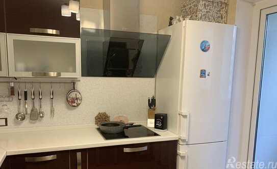 Аренда 2-комн квартиры на вторичном рынке ул Бадаева,  д. 8,  к. 1