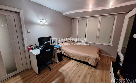 Продажа 2-комн квартиры на вторичном рынке ул Шелгунова,  д. 28