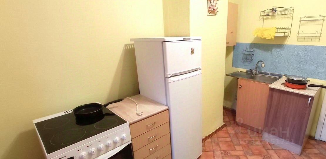 Продажа 1-комн квартиры на вторичном рынке проспект Науки, 44