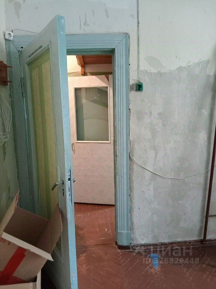 Продажа 2-комн квартиры на вторичном рынке пос. Парусинка, Ивангород, улица Текстильщиков, 4