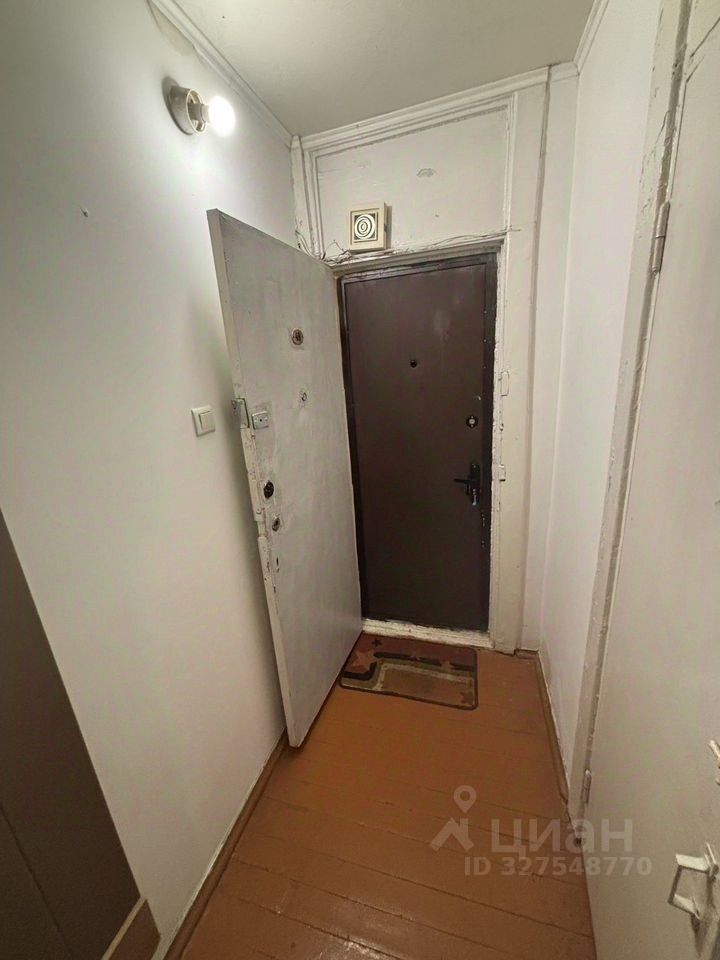 Продажа 2-комн квартиры на вторичном рынке 2-й мкр,  д. 40
