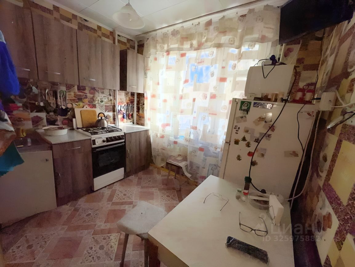 Продажа 2-комн квартиры на вторичном рынке Волжский бульвар,  д. 45