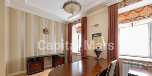 4-комн квартира Пушкарёв переулок,  д. 11