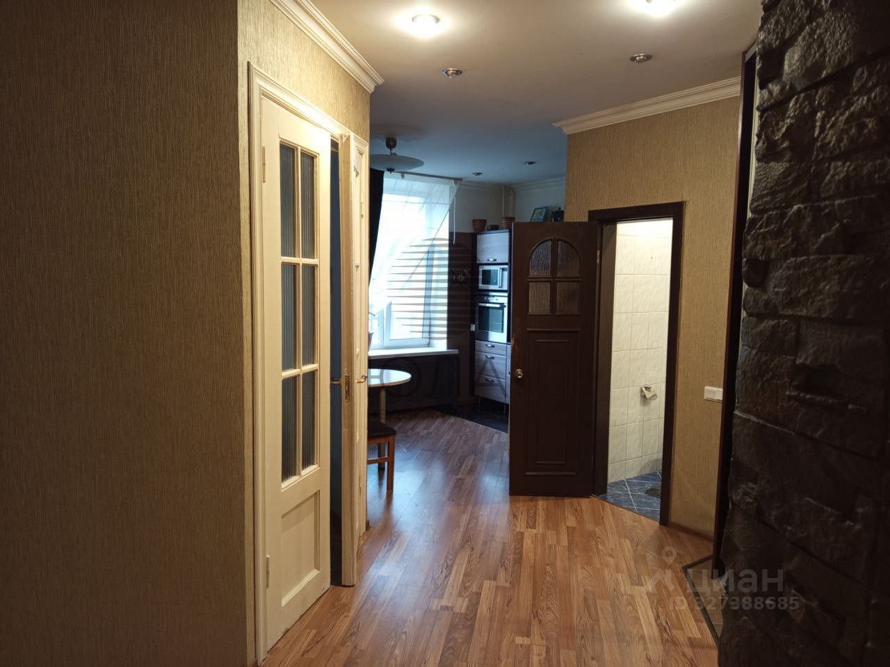 Аренда 2-комн квартиры на вторичном рынке Колпино, проспект Ленина, 24/8