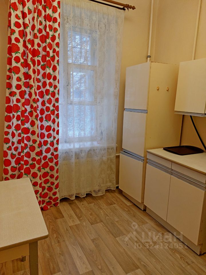 Продажа 2-комн квартиры на вторичном рынке 6-я Советская улица, 18