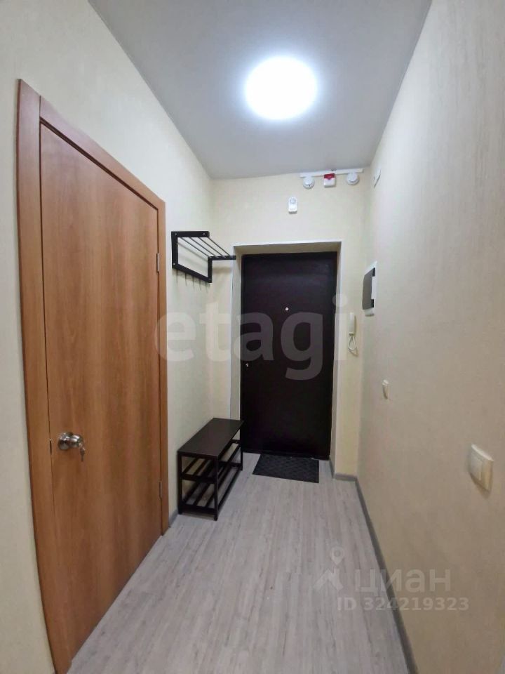 Аренда 1-комн квартиры на вторичном рынке ДЗФС мкр,  д. 15А