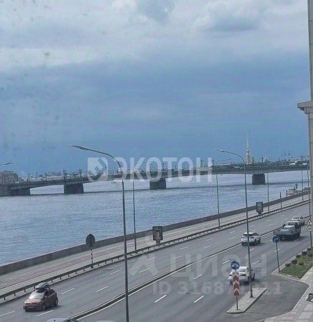 Продажа комнаты улица Михайлова, 1