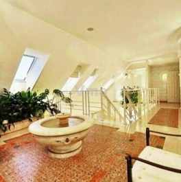 Аренда 4-комн квартиры на вторичном рынке Денежный переулок,  д. 14/3