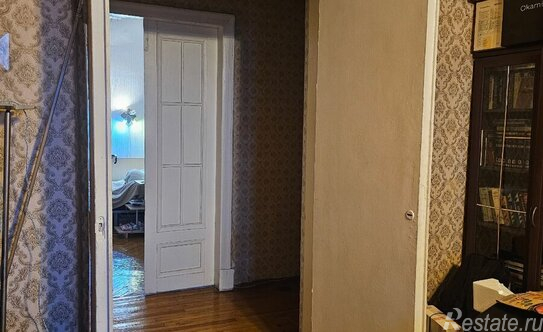 Продажа 3-комн квартиры на вторичном рынке ул Наличная,  д. 15