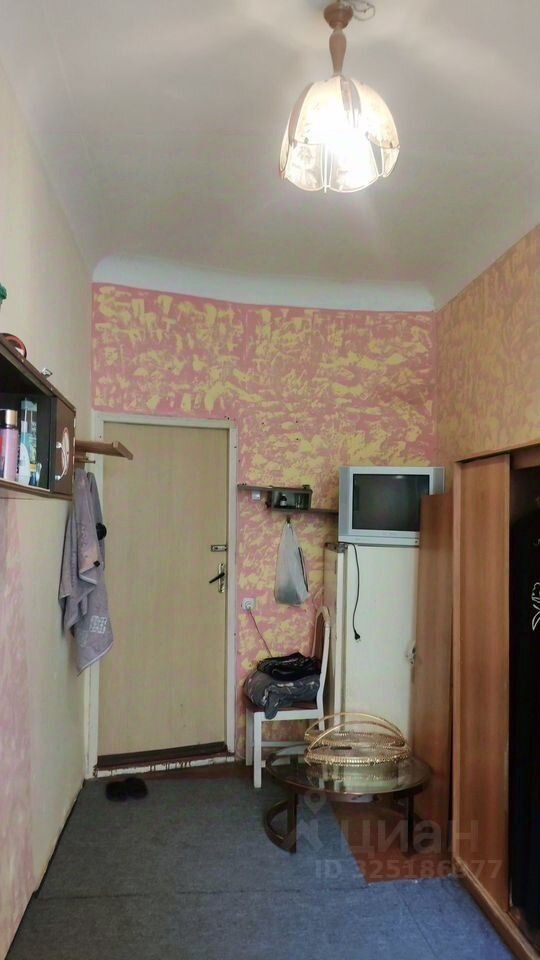 Продажа 4-комн квартиры на вторичном рынке набережная Реки Фонтанки, 56