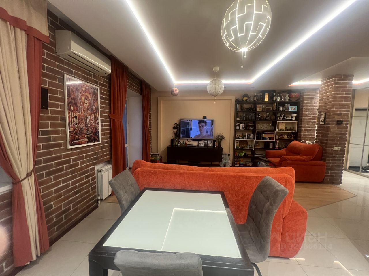 Продажа 2-комн квартиры на вторичном рынке с. Павловская Слобода, улица 1 Мая, 11